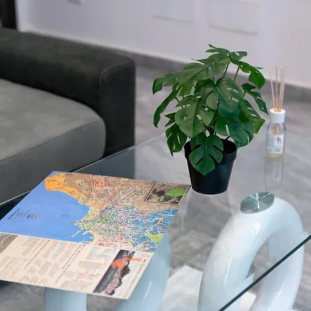 Irooms Garibaldi 4* Неаполь