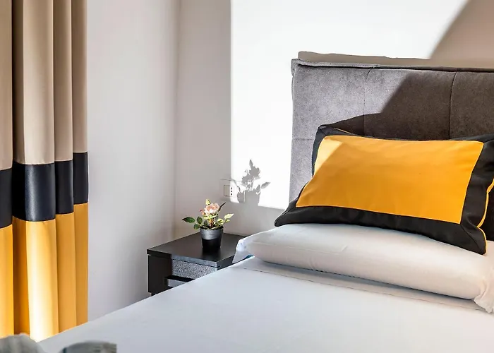 Irooms Garibaldi 4*