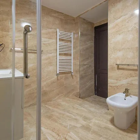 Penzion Irooms Garibaldi 4*