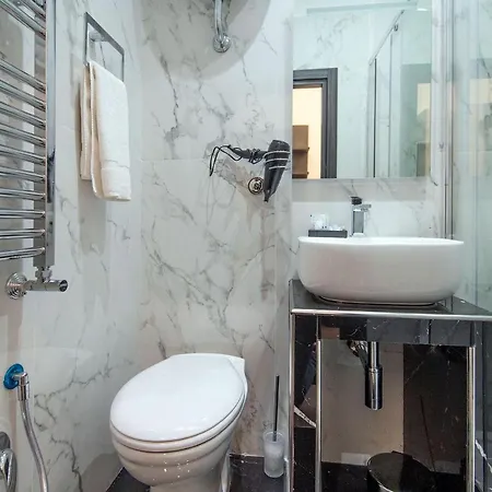 Irooms Garibaldi Neapol
