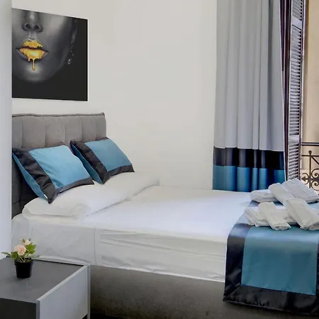 Penzion Irooms Garibaldi 4*