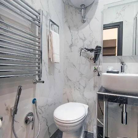 Irooms Garibaldi Neapol