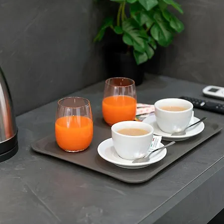 Irooms Garibaldi 4* Napoli